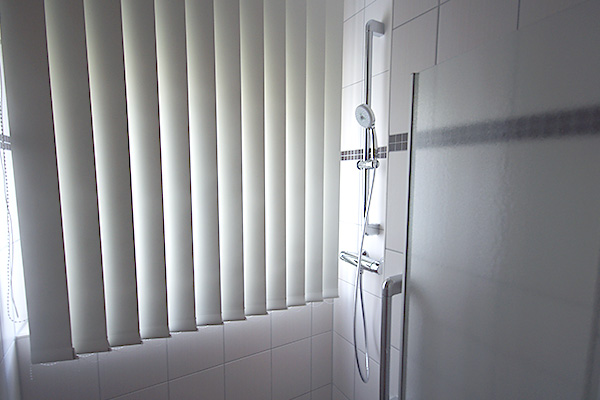 Badrenovierungen in Plattenbauten IW62, QD58
