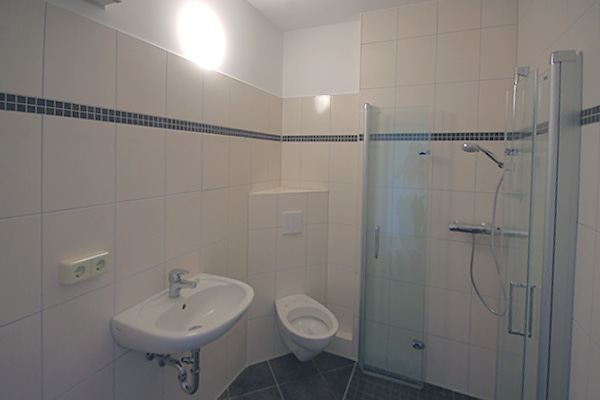 Badrenovierung im Plattenbau WHH10