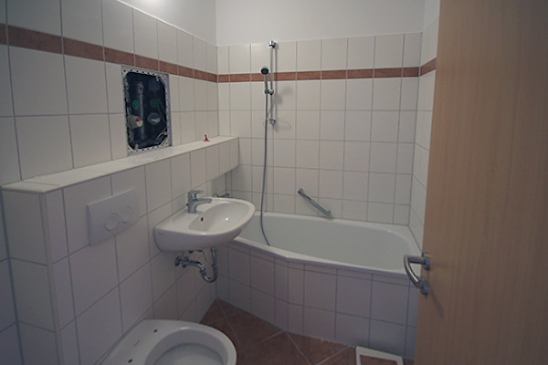 Badrenovierung im Plattenbau WHH10