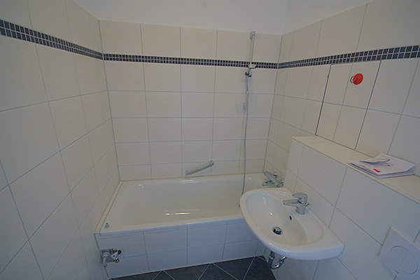 Badrenovierung im Plattenbau WHH10
