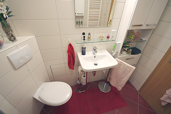 Badrenovierung im Plattenbau WHH10