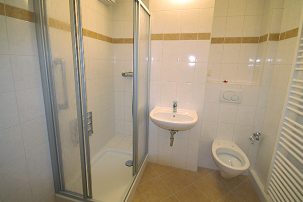Badrenovierung im Plattenbau WHH17